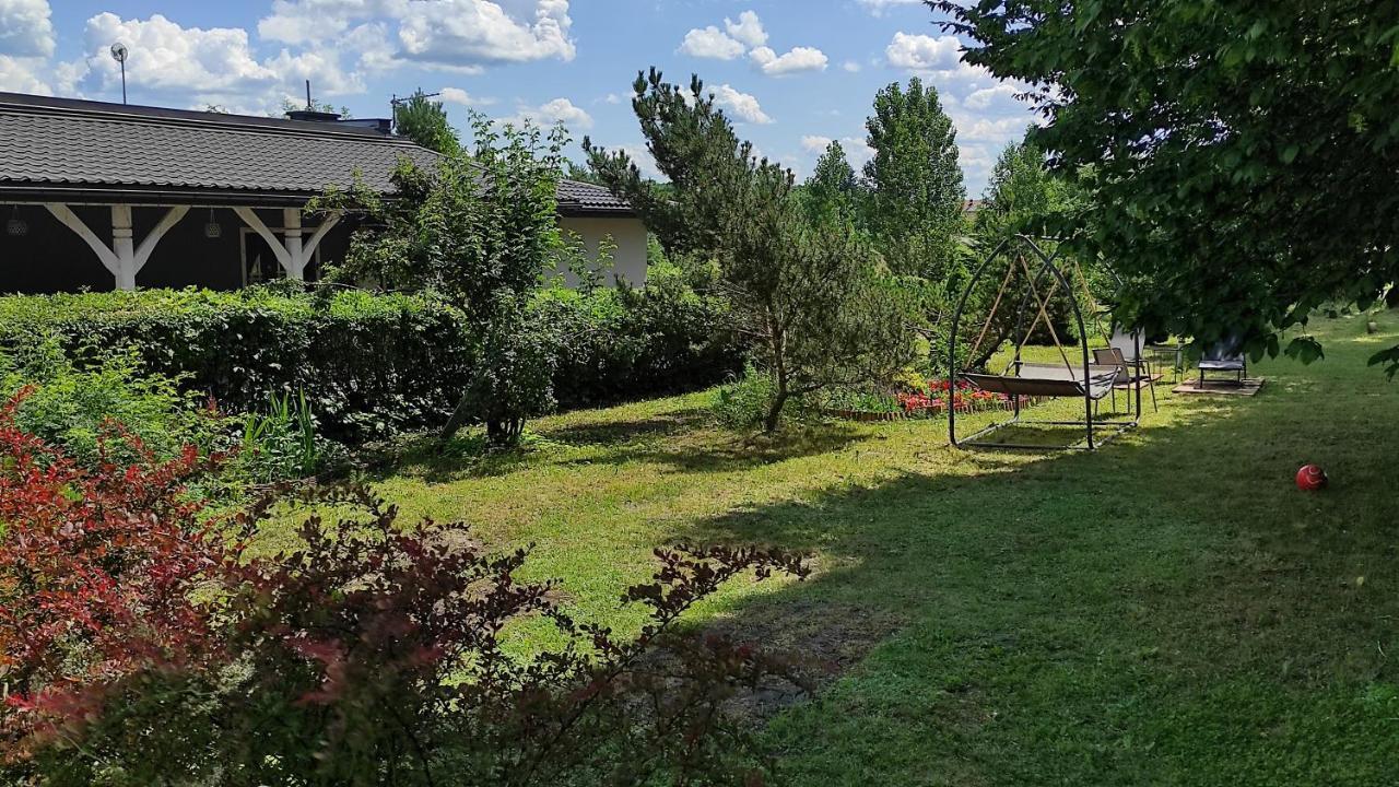 Segment Rodzinny Stara Szkola Weremowice ภายนอก รูปภาพ